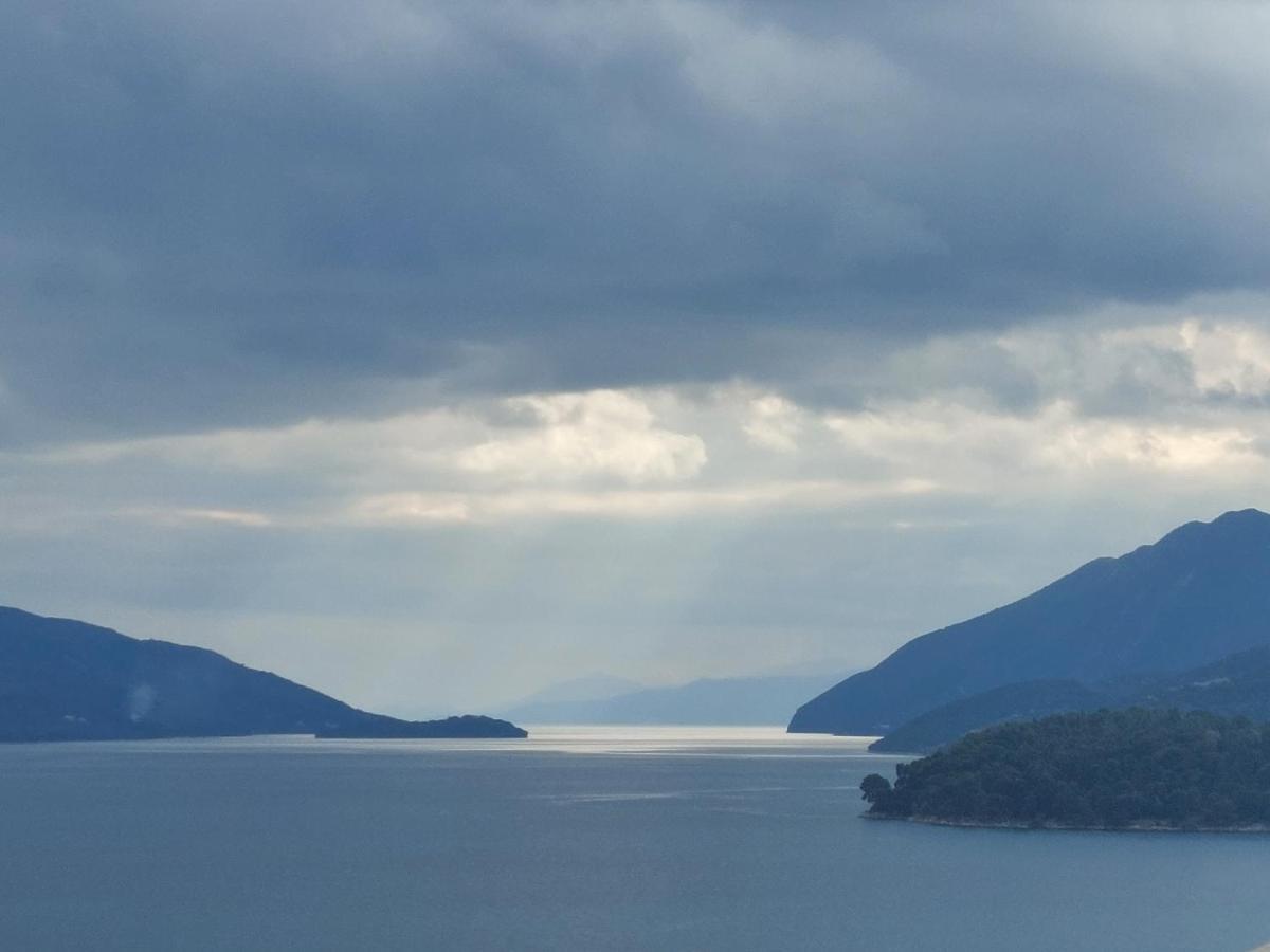 Lefkada Unique Sea View Apartment 奈德里 外观 照片